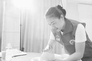 廈門 家政服務(wù)規(guī)范化破冰前行，行業(yè)發(fā)展邁向新階段